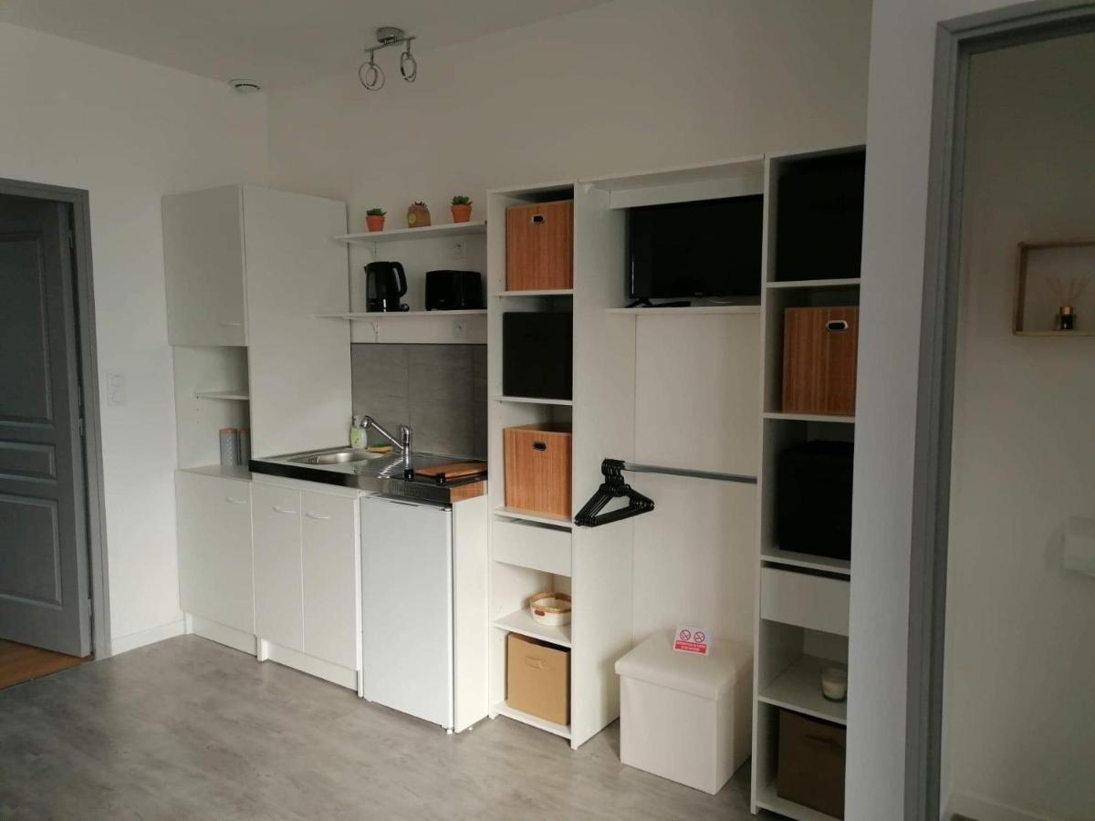 Charmant F2 Noyant Exteriör bild