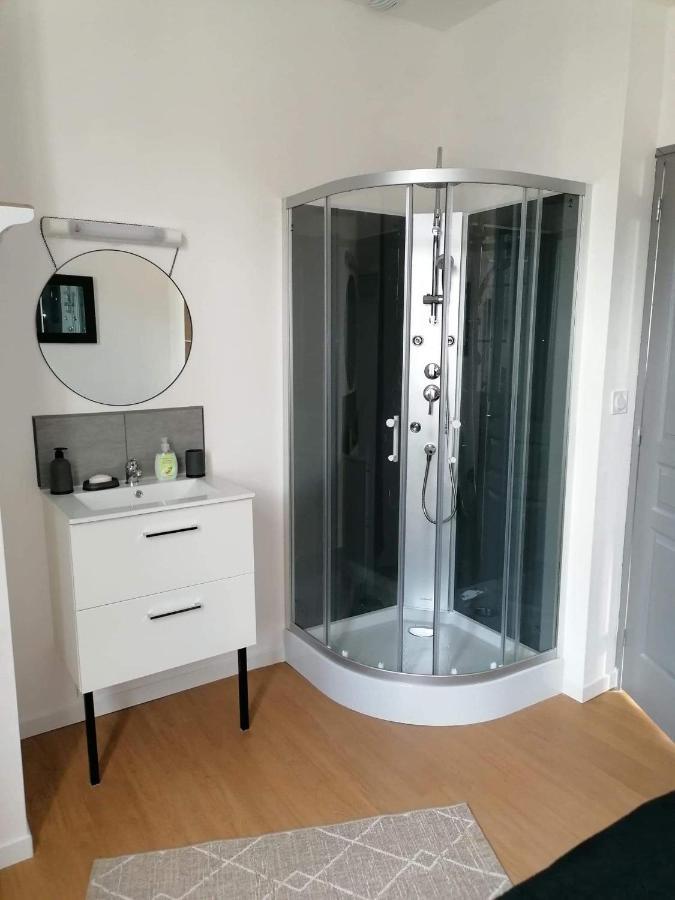 Charmant F2 Noyant Exteriör bild